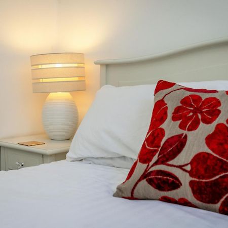Traditional 3 Bedroom Quiet Duplex Flat By High St, Trams And Buses - Just 1-5 Miles To Centre EDI Exterior foto